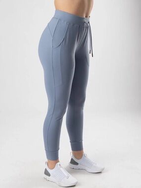 Alphalete Premium V2 Joggers